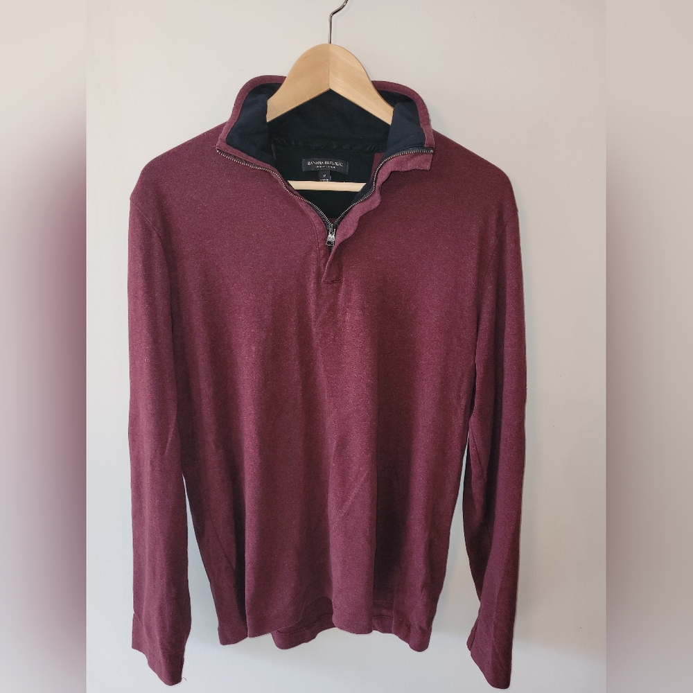 Banana Republic Men's Medium Burgundy Long Sleeve